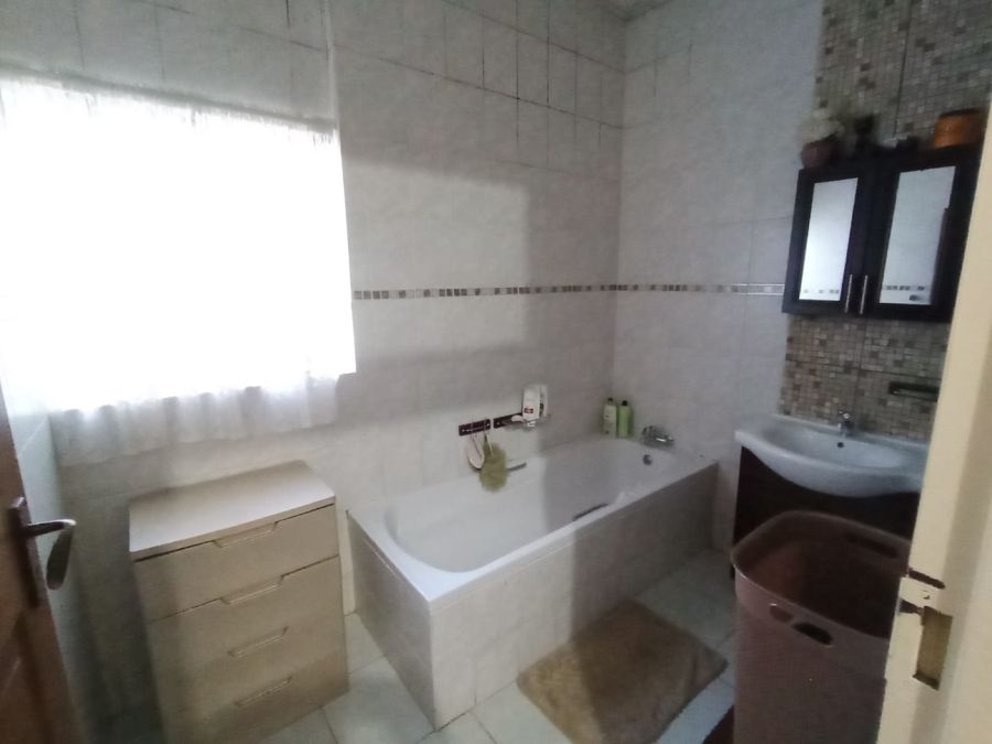 3 Bedroom Property for Sale in Sasolburg Ext 4 Free State
